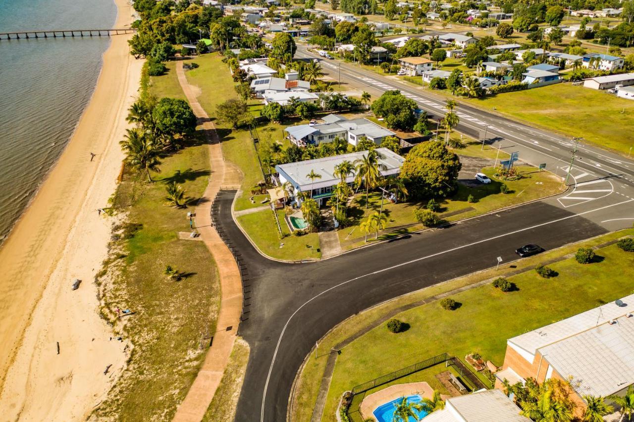 Cardwell Beachfront Motel Экстерьер фото